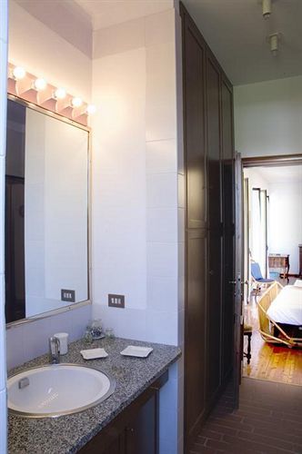 Bed And Breakfast Casa Nini Lierna Exterior photo