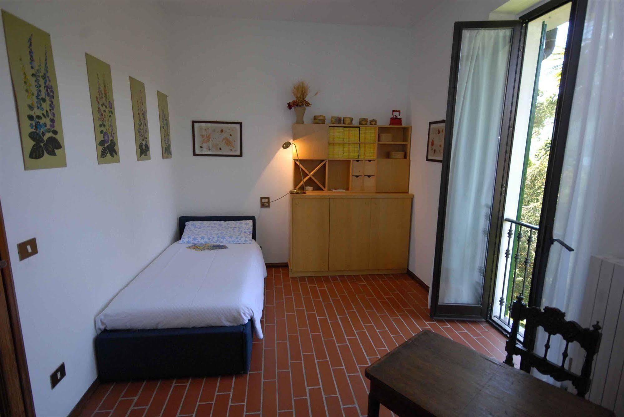 Bed And Breakfast Casa Nini Lierna Exterior photo