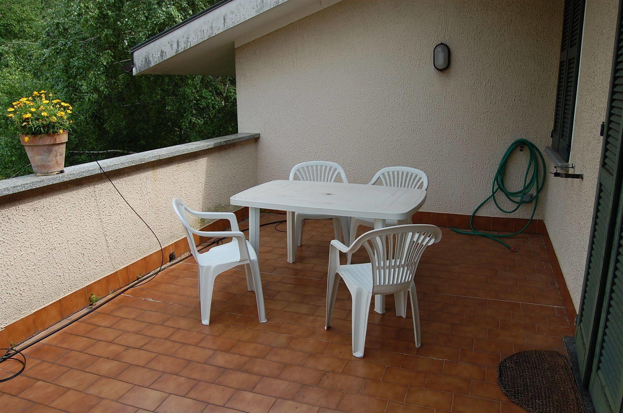 Bed And Breakfast Casa Nini Lierna Exterior photo